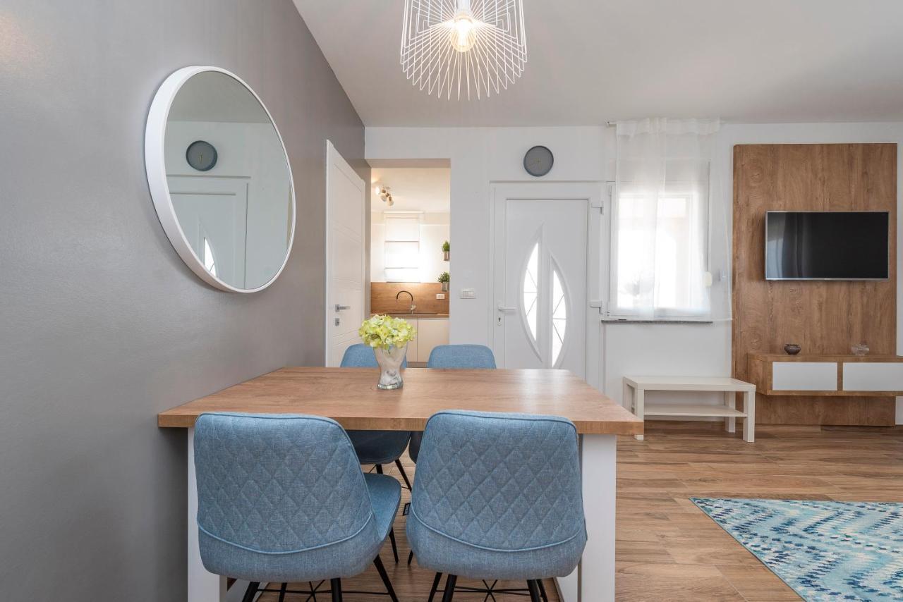 Luxury Apartments - La Vir 5& 6 מראה חיצוני תמונה