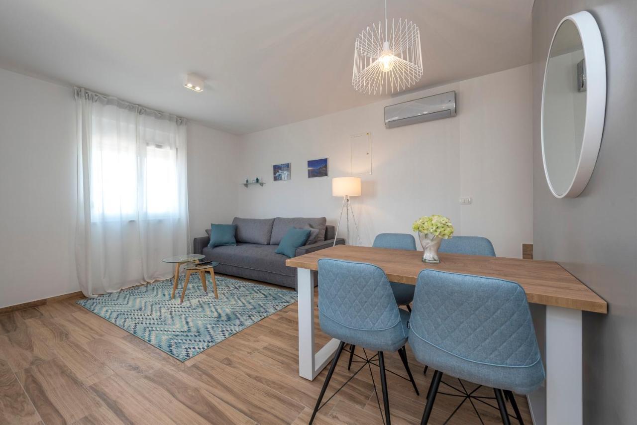 Luxury Apartments - La Vir 5& 6 מראה חיצוני תמונה