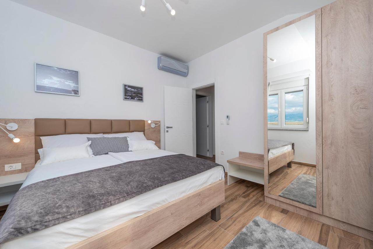 Luxury Apartments - La Vir 5& 6 מראה חיצוני תמונה