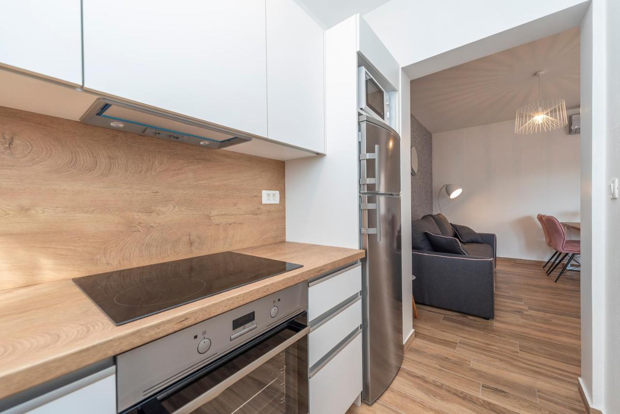 Luxury Apartments - La Vir 5& 6 מראה חיצוני תמונה
